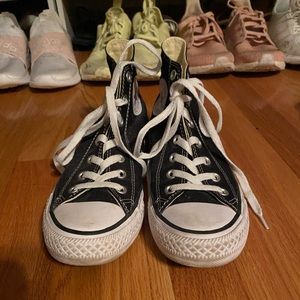 Black high top converse